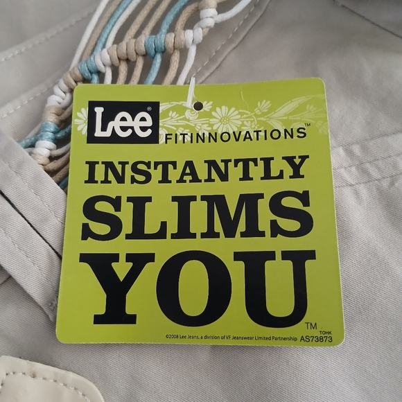 Lee Just Below The Waist Womens Capri Size 14 Petite Color Sand - Picture 14 of 14